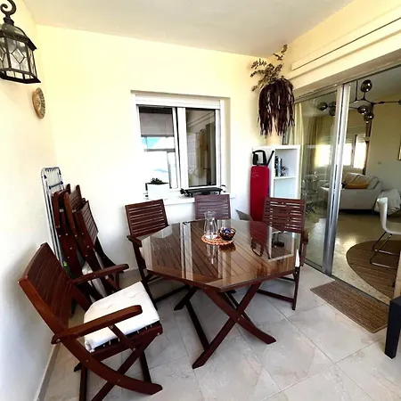 A2 2 Beds For 4 Persons In Boliches